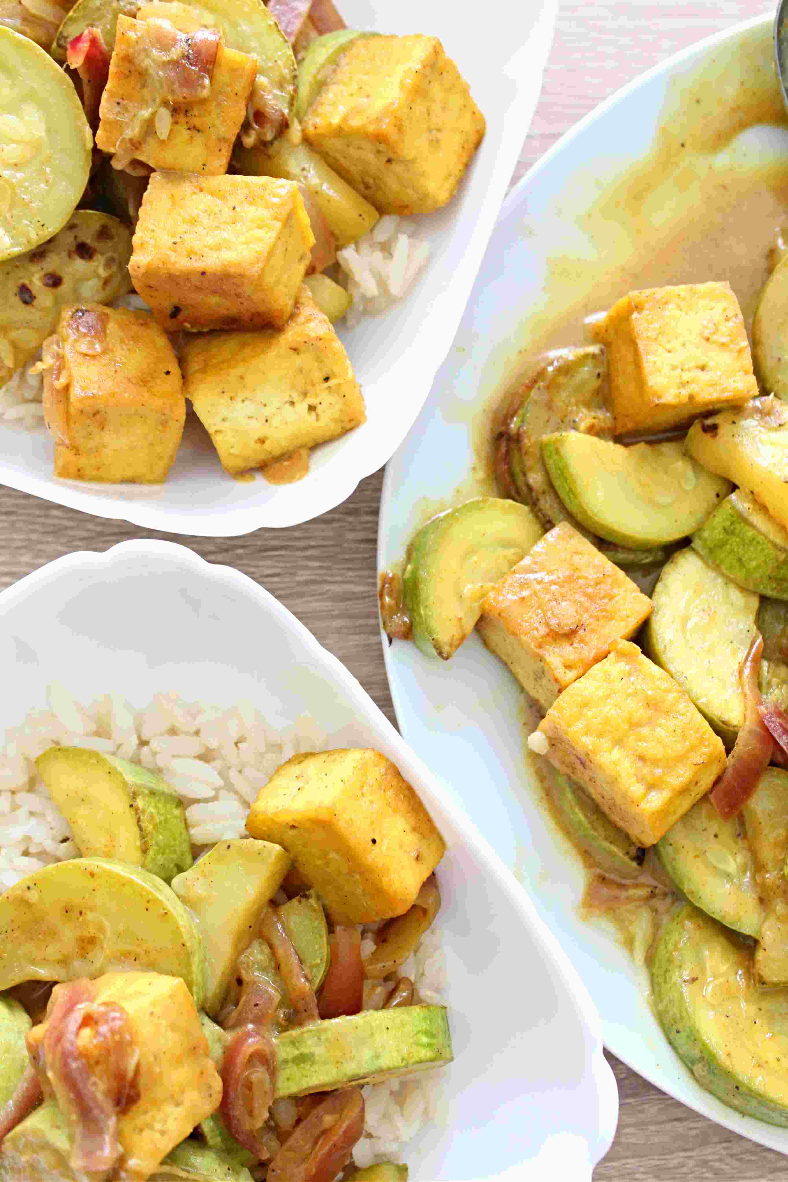 Curry cu lapte de cocos si tofu